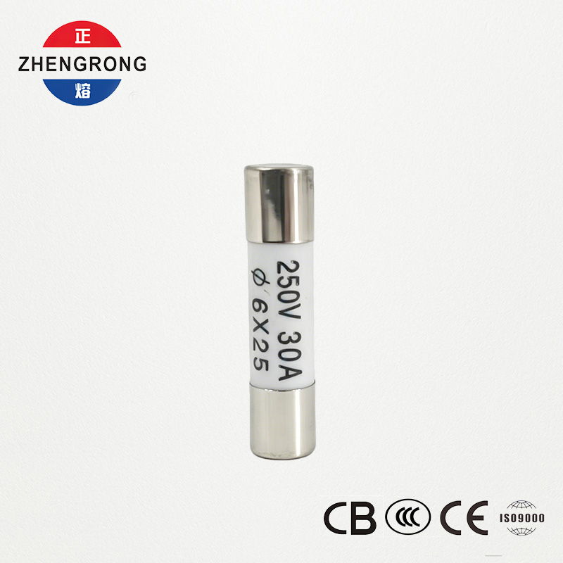 Ασφάλειες υψηλής απόδοσης 6*25mm R057 30A για μαζικούς αγοραστές