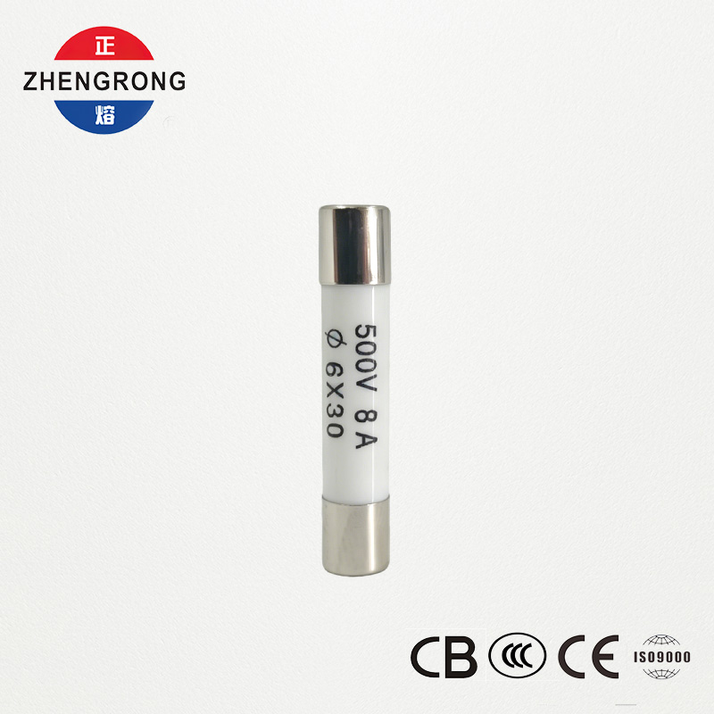 Υψηλής ποιότητας Ασφάλειες 6*30mm R058 8A για διεθνείς διανομείς